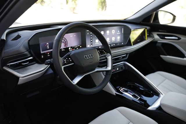 New 2026 Audi Q5 Premium Plus AWD/4WD image 17