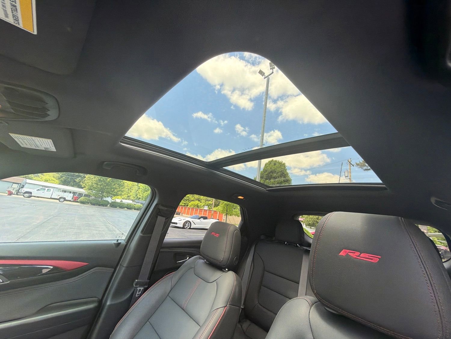 Used 2024 Chevrolet TrailBlazer RS w/ Convenience Package FWD image 25