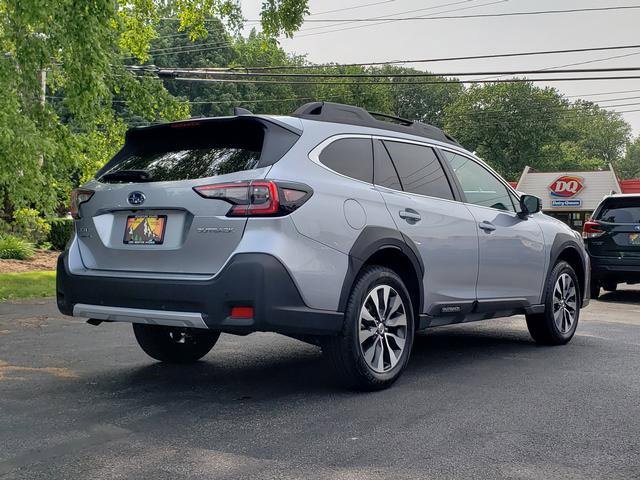 Used 2024 Subaru Outback Limited image 3
