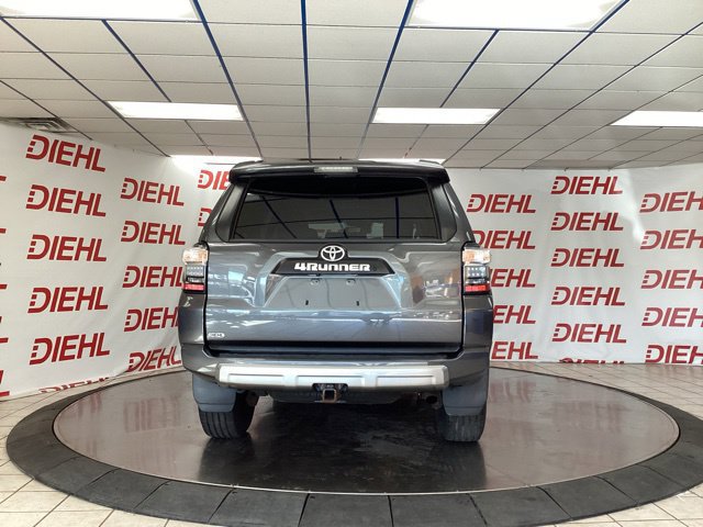 Used 2020 Toyota 4Runner TRD Off-Road Premium w/ Moonroof Package AWD/4WD image 6