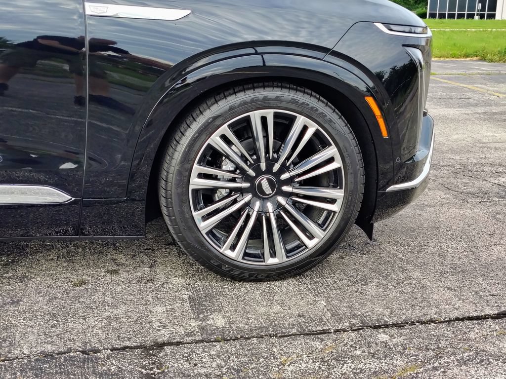 New 2027 Cadillac Vistiq Premium Luxury AWD/4WD image 12