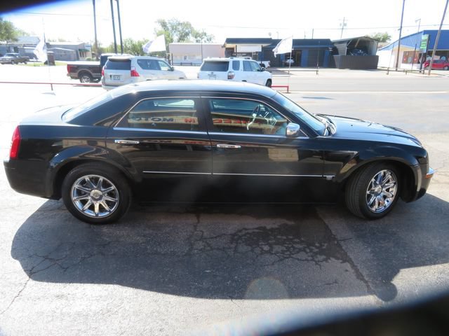 Used 2005 Chrysler 300 C RWD image 4