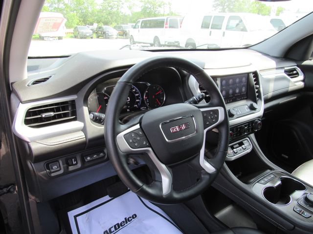 Used 2023 GMC Acadia SLT w/ Elevation Edition AWD/4WD image 13