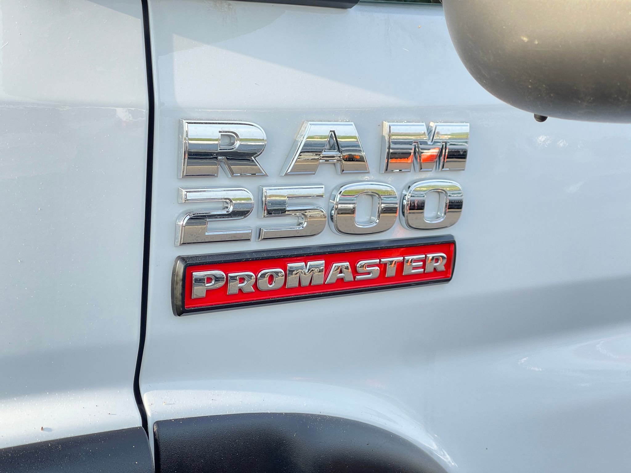 Used 2020 RAM ProMaster 2500 w/ Premium Appearance Group FWD image 33