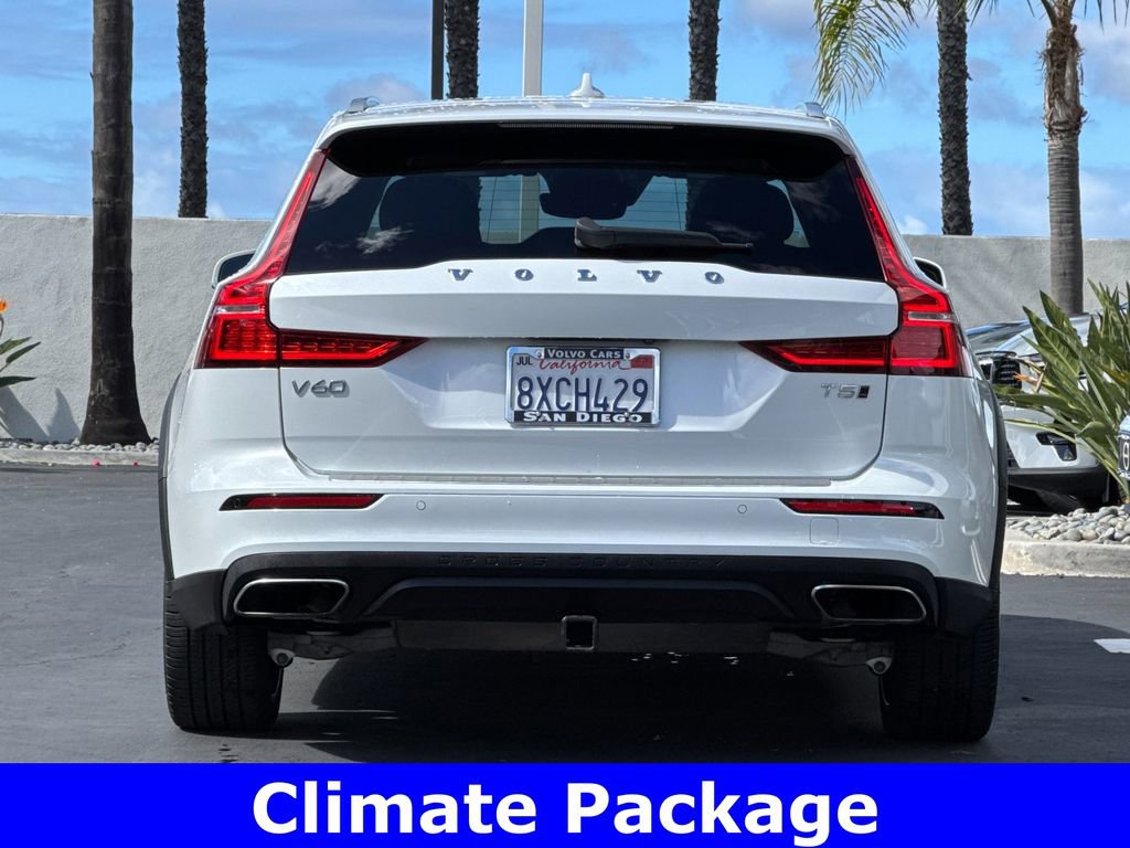 Certified 2021 Volvo V60 T5 Cross Country w/ Climate Package image 4