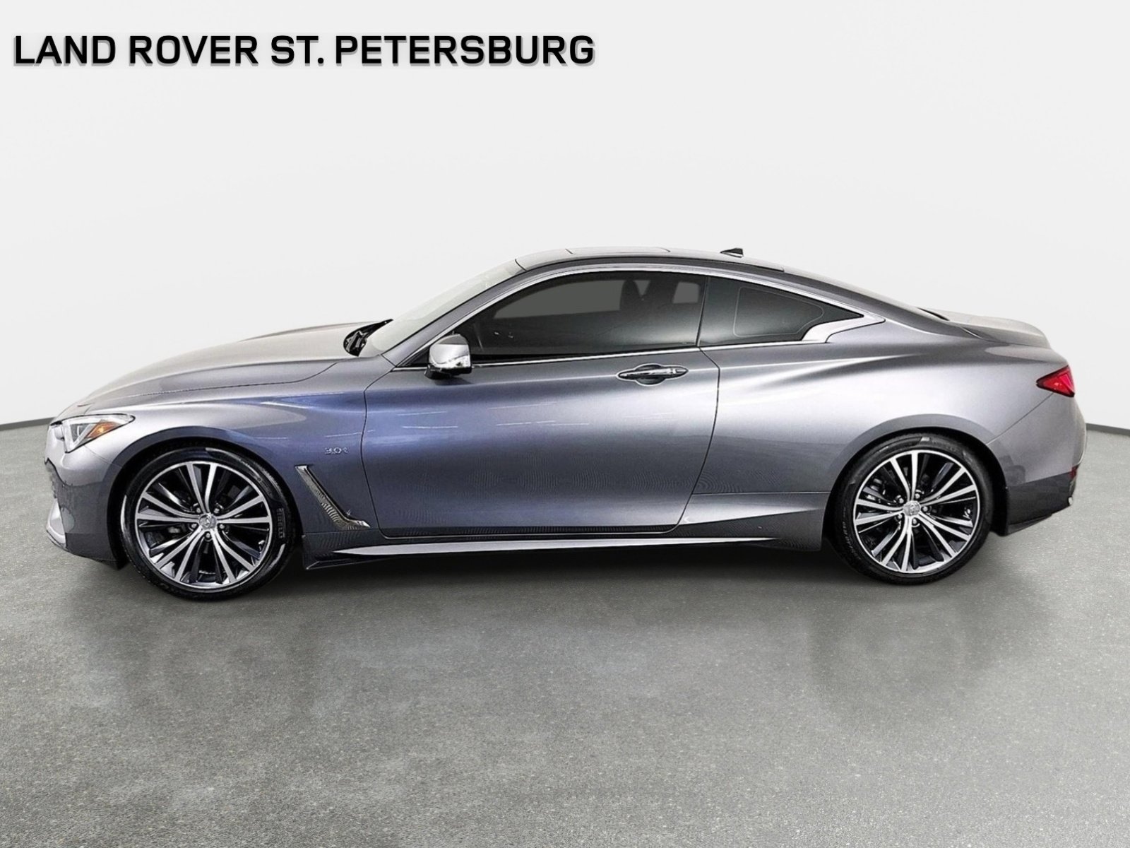 Used 2019 INFINITI Q60 3.0t Luxe w/ Essential Package RWD image 9