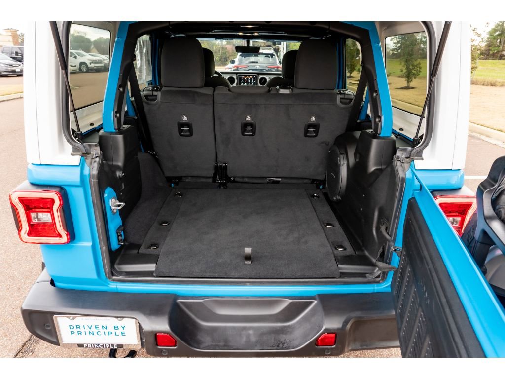 Used 2021 Jeep Wrangler Unlimited Islander image 14