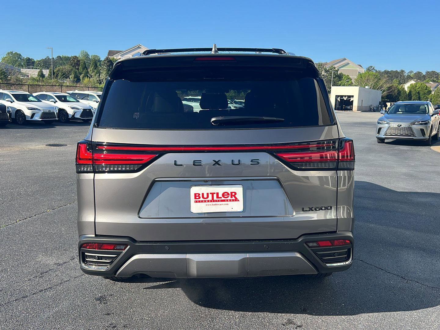 New 2026 Lexus LX 600 4WD w/ Luxury Package image 5