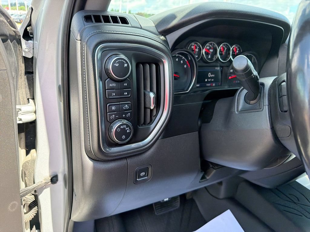 Used 2019 Chevrolet Silverado 1500 RST AWD/4WD image 20
