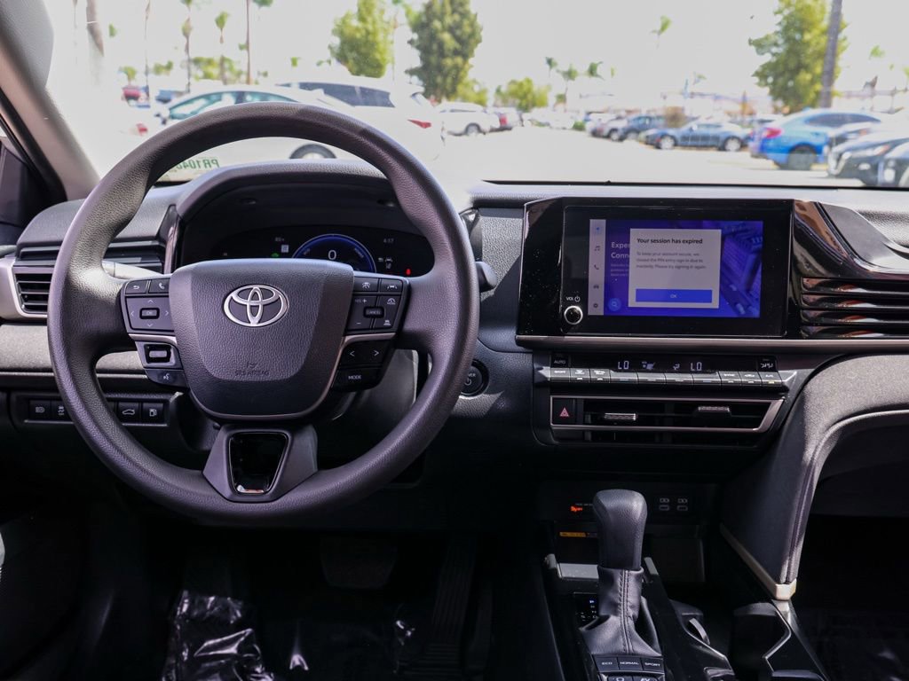 Used 2025 Toyota Camry LE FWD image 21