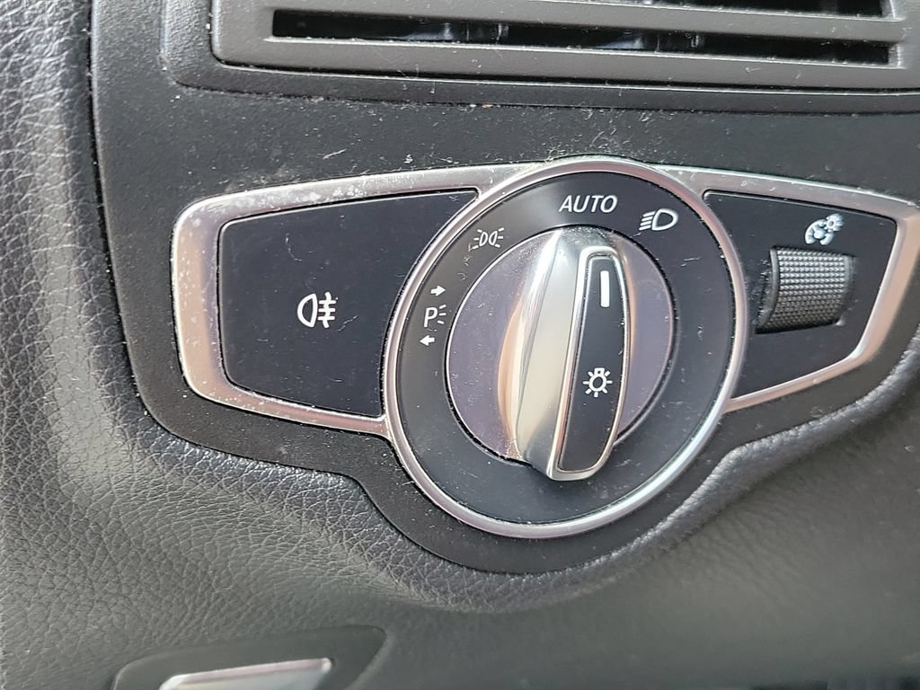 Used 2018 Mercedes-Benz C 300 Cabriolet image 27
