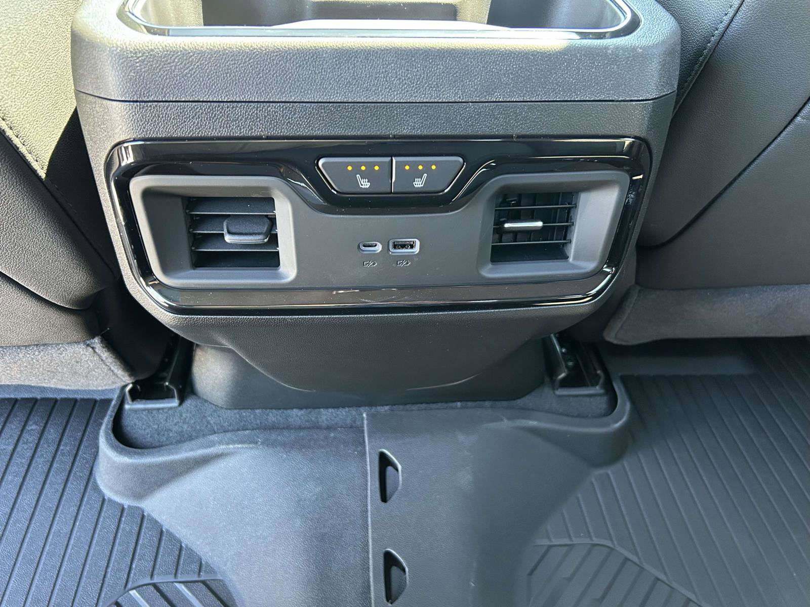 New 2026 Chevrolet Silverado 2500 ZR2 w/ ZR2 Bison Edition AWD/4WD image 17