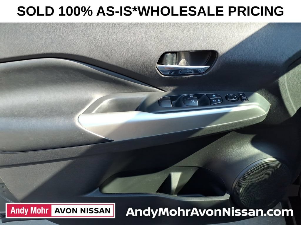 Used 2020 Nissan Kicks SR w/ SR Premium Package FWD image 13