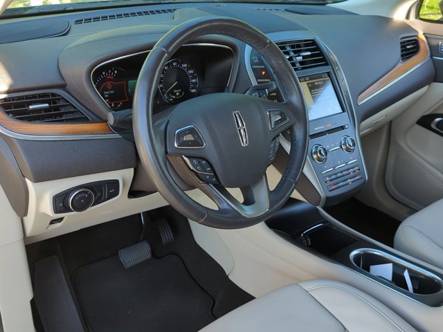 Used 2019 Lincoln MKC Select w/ Select Plus Package image 6