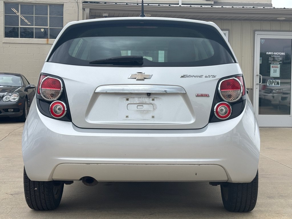 Used 2014 Chevrolet Sonic LTZ FWD image 3
