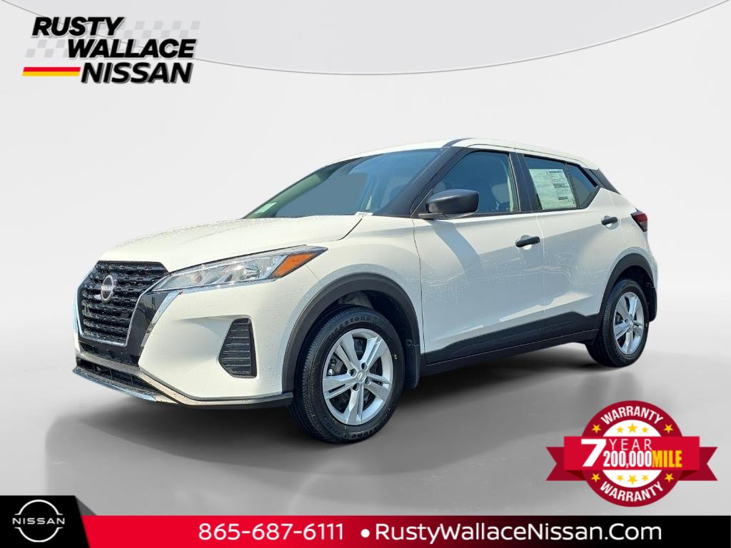 New 2025 Nissan Kicks Play S