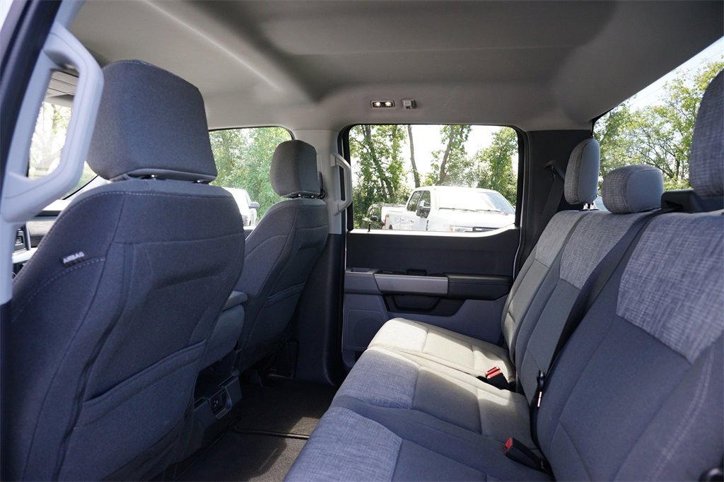 Used 2023 Ford F150 XLT w/ Trailer Tow Package image 17