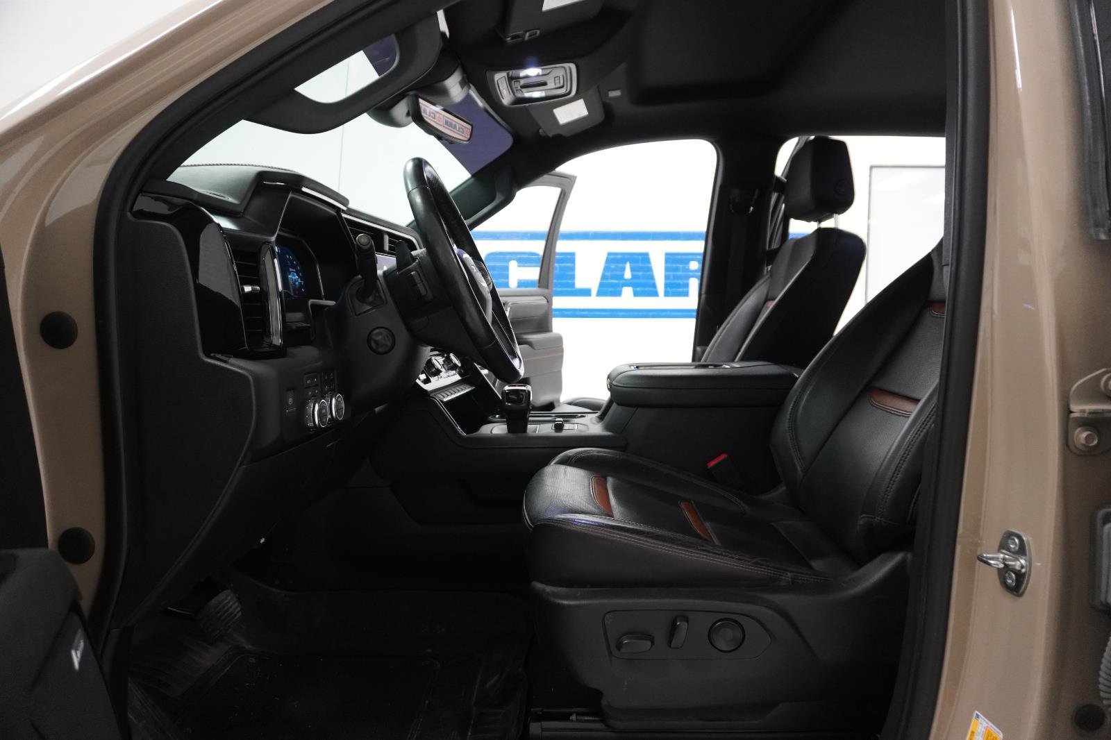 Used 2022 GMC Sierra 1500 AT4 w/ AT4 Premium Package image 14