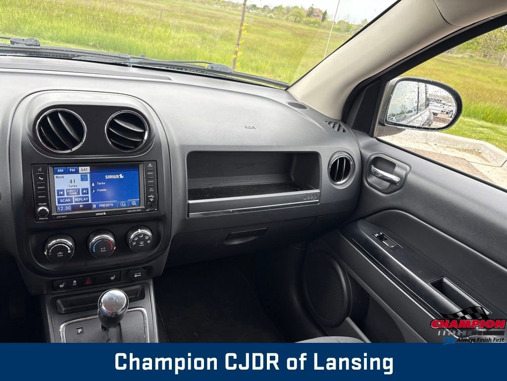 Used 2012 Jeep Compass Latitude AWD/4WD image 26