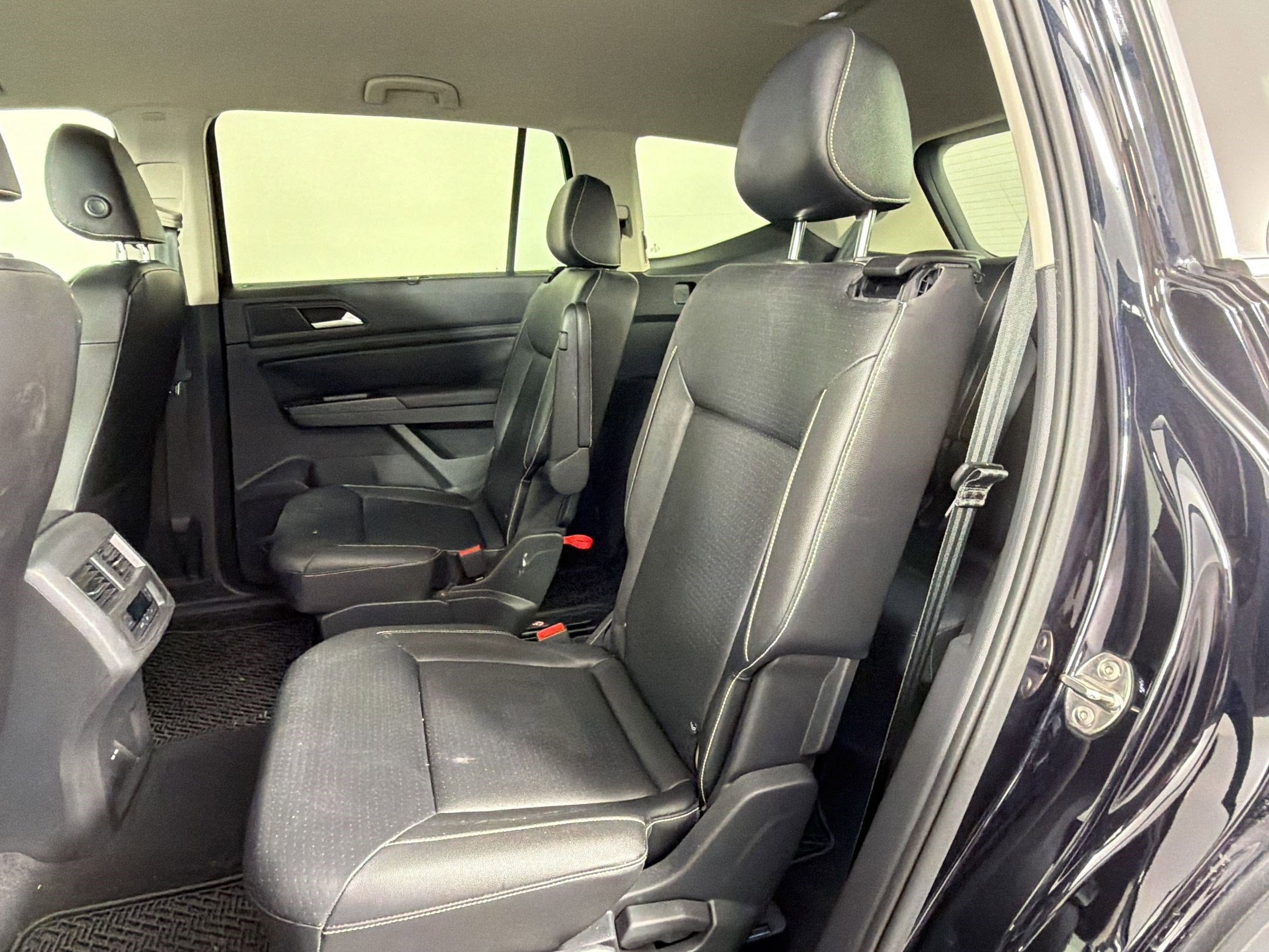 Used 2021 Volkswagen Atlas SE AWD/4WD image 17