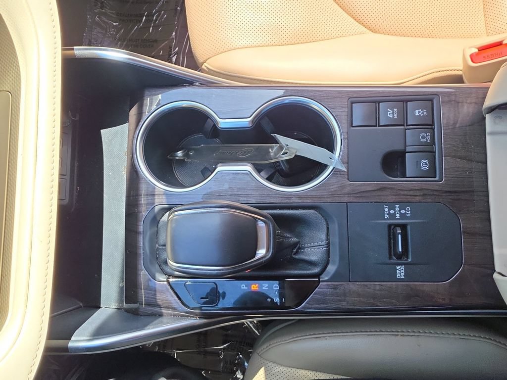 Used 2023 Toyota Highlander Platinum FWD image 22