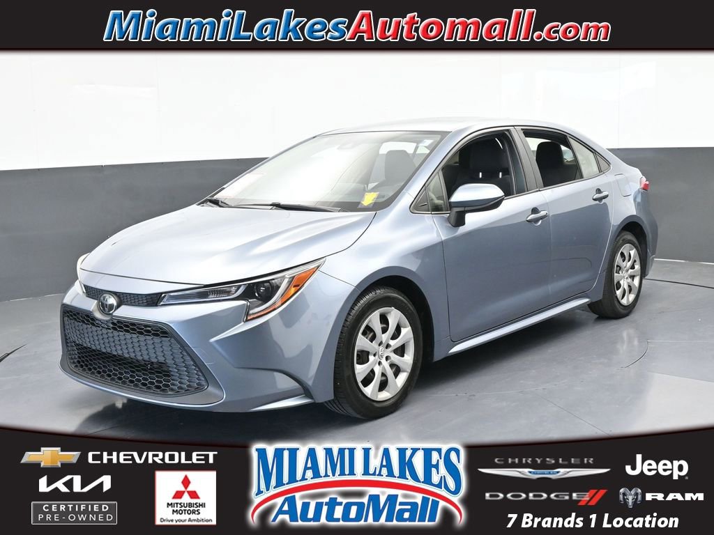 Used 2021 Toyota Corolla LE image 1