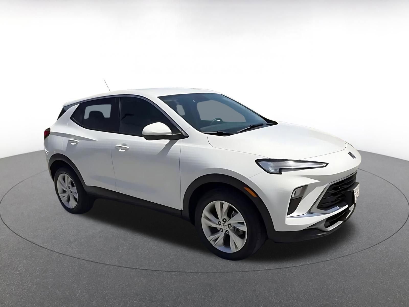 Used 2025 Buick Encore GX Preferred image 2