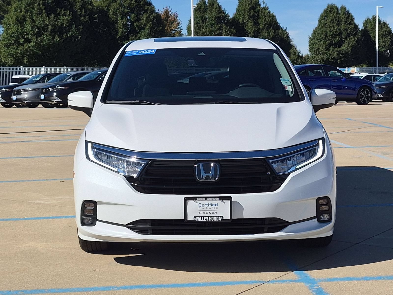 Certified 2024 Honda Odyssey EX-L image 3