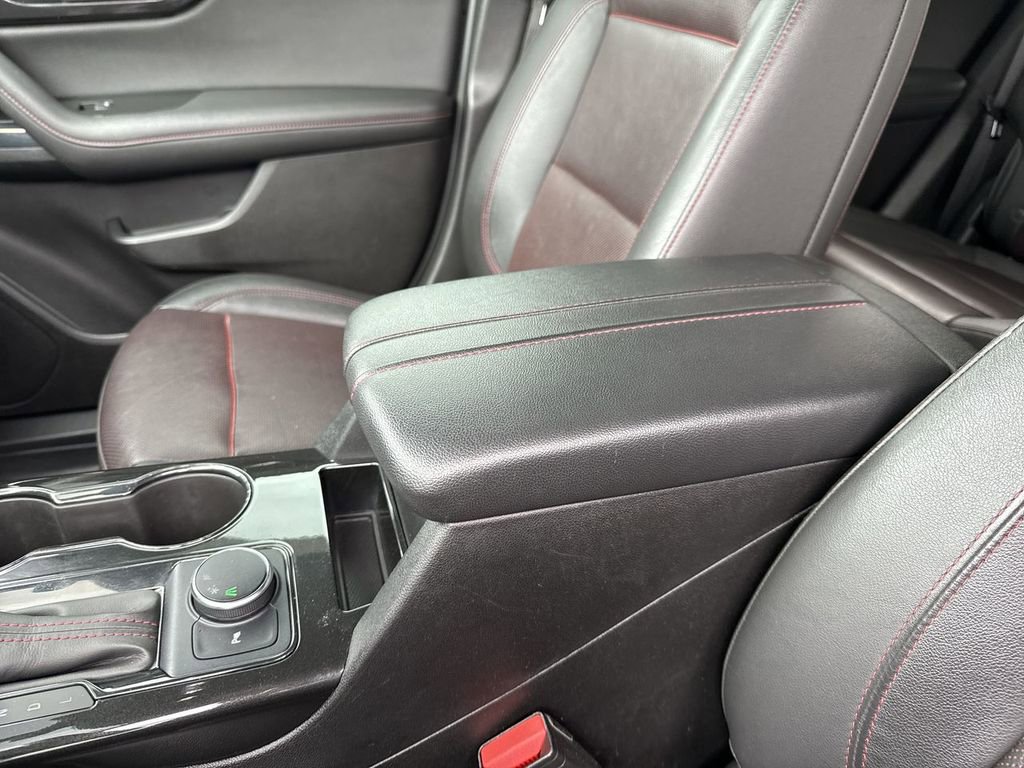 Used 2019 Chevrolet Blazer RS w/ Sun and Wheels Package FWD image 26