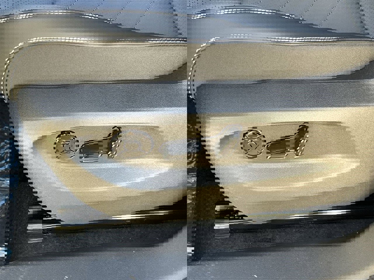 New 2026 Volkswagen Tiguan SE R-Line image 16