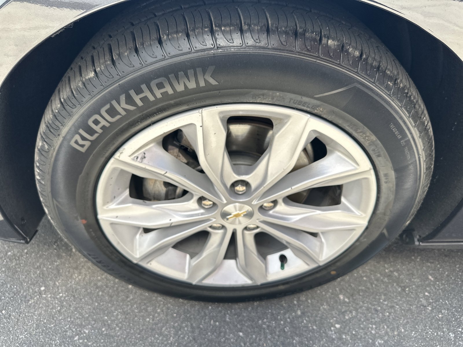 Used 2023 Chevrolet Malibu LT FWD image 32