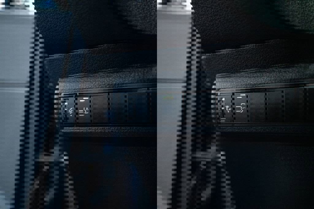 Certified 2020 Toyota Corolla LE image 22