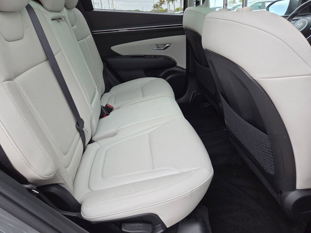 Used 2024 Hyundai Tucson Limited FWD image 13