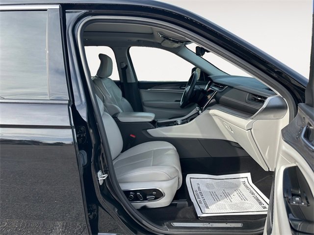 Used 2021 Jeep Grand Cherokee L Overland w/ Luxury Tech Group IV image 15