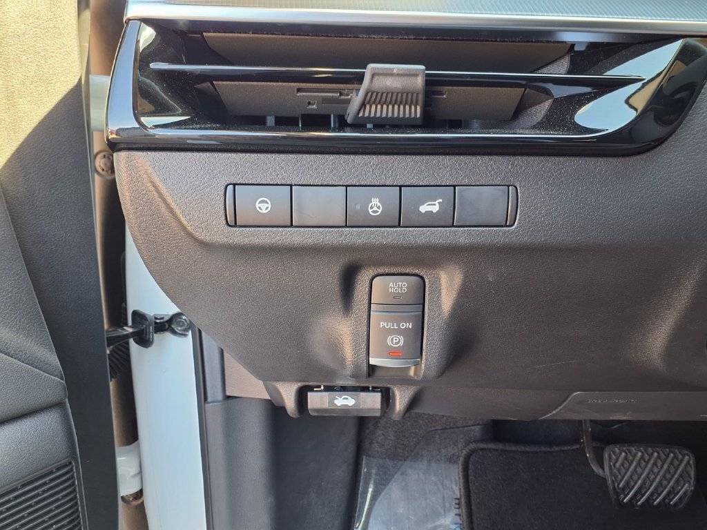 Used 2025 Nissan Murano SL AWD/4WD image 26