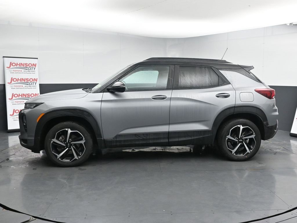 Used 2023 Chevrolet TrailBlazer RS w/ Sun and Liftgate Package image 5