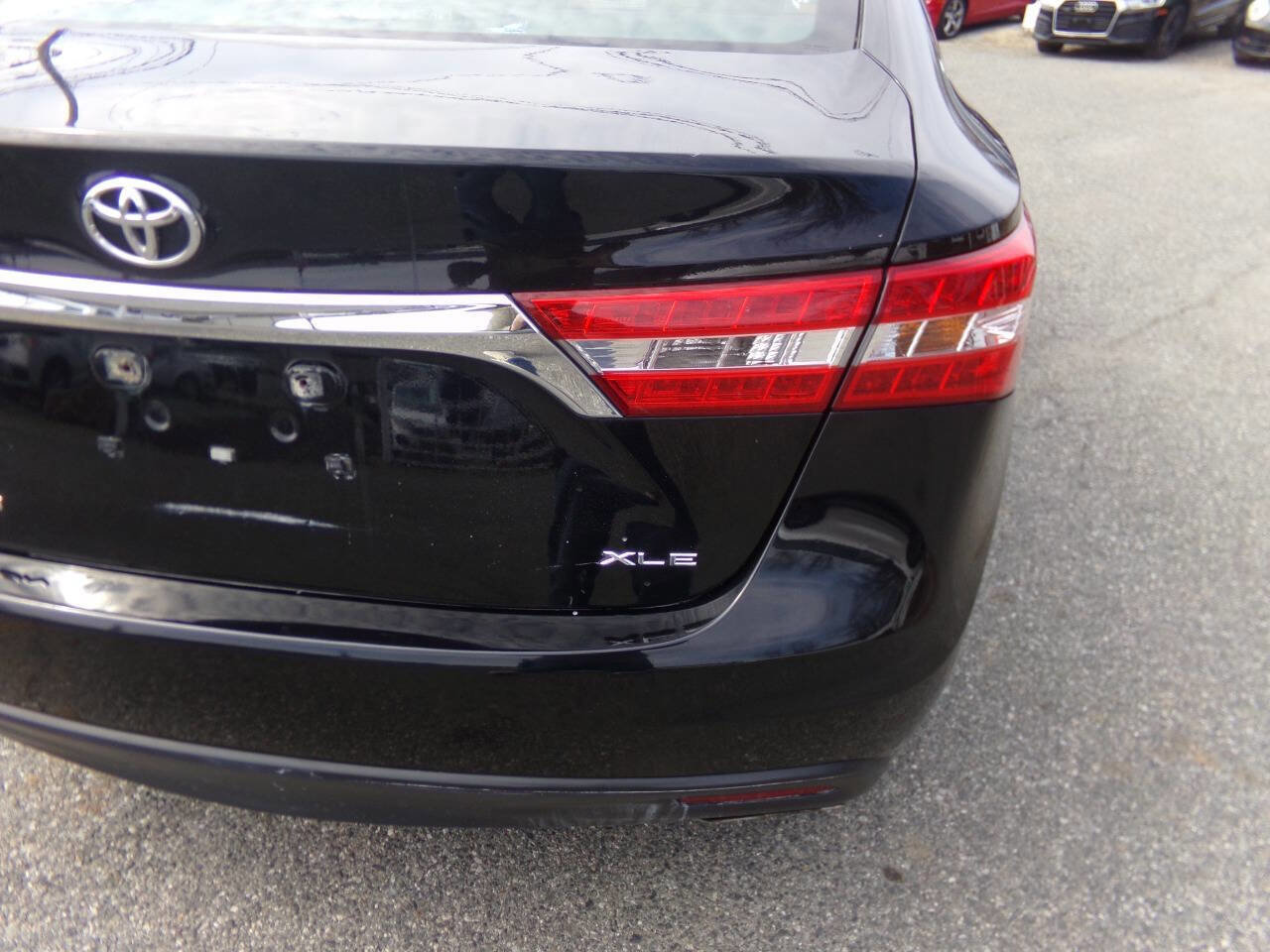 Used 2014 Toyota Avalon XLE Touring image 6