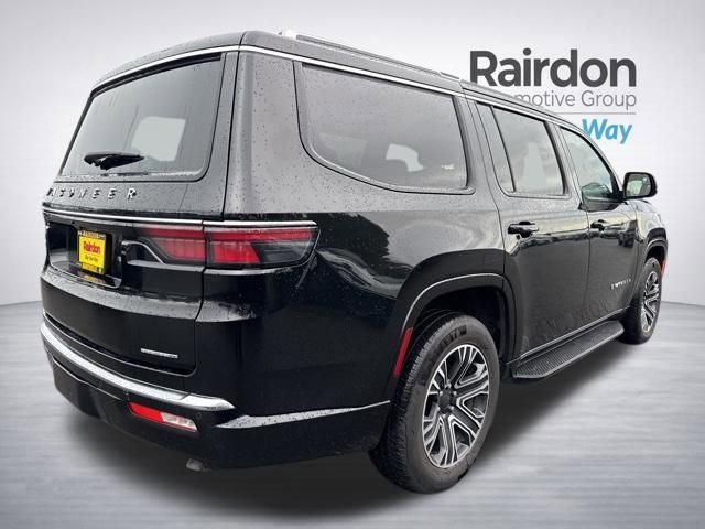 Used 2024 Jeep Wagoneer Series II image 8
