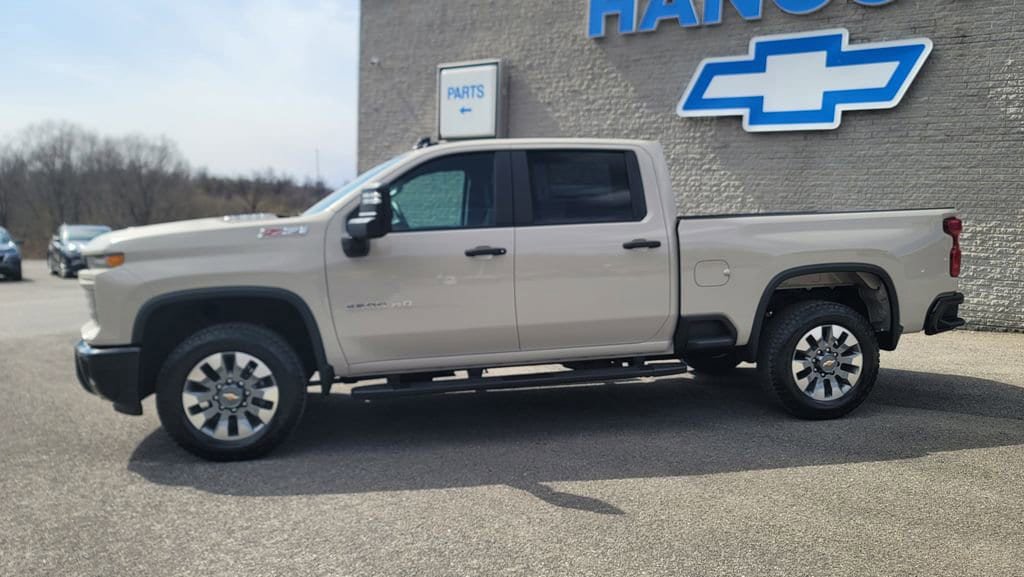 New 2026 Chevrolet Silverado 2500 Custom w/ Custom Value Package AWD/4WD image 4
