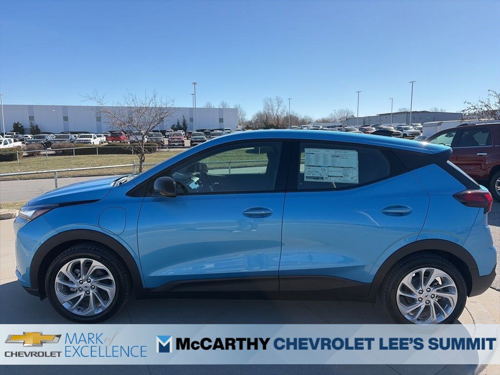 New 2027 Chevrolet Bolt LT w/ Comfort Package FWD image 5