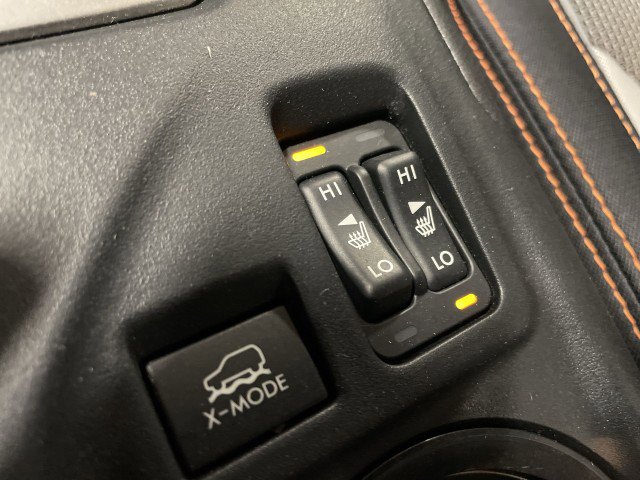Used 2020 Subaru Crosstrek 2.0i Premium w/ Moonroof Package 2 AWD/4WD image 20