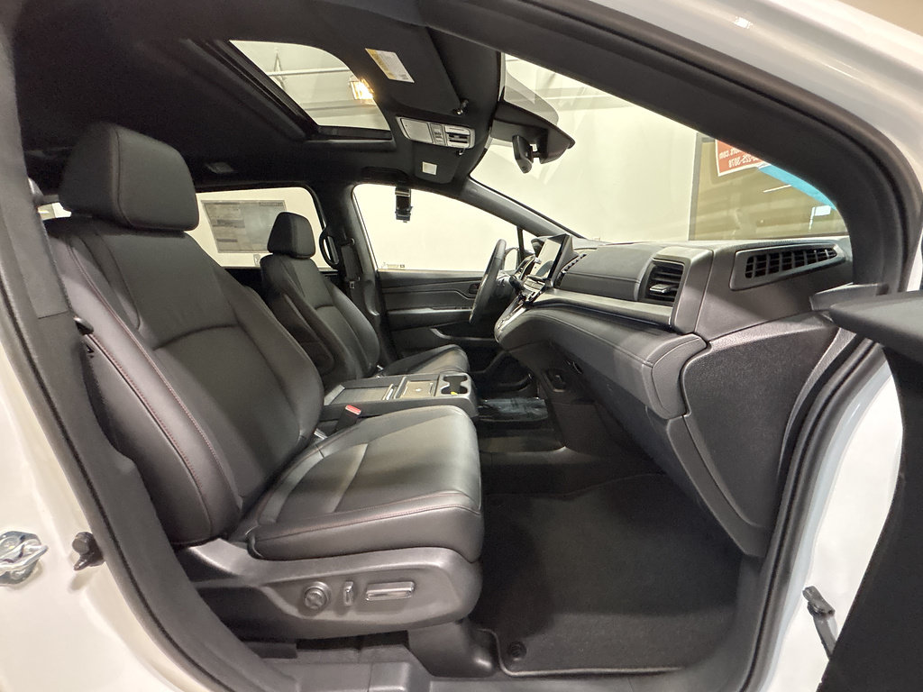 New 2026 Honda Odyssey Sport-L image 18
