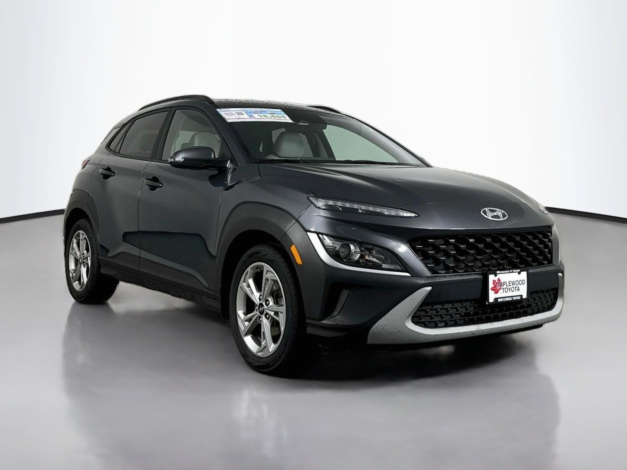 Used 2022 Hyundai Kona SEL FWD image 1