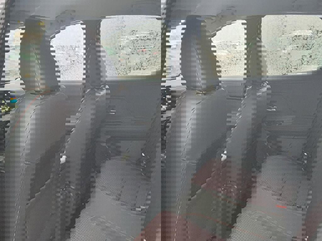 Certified 2025 Nissan Kicks SR w/ Illumination Package image 12