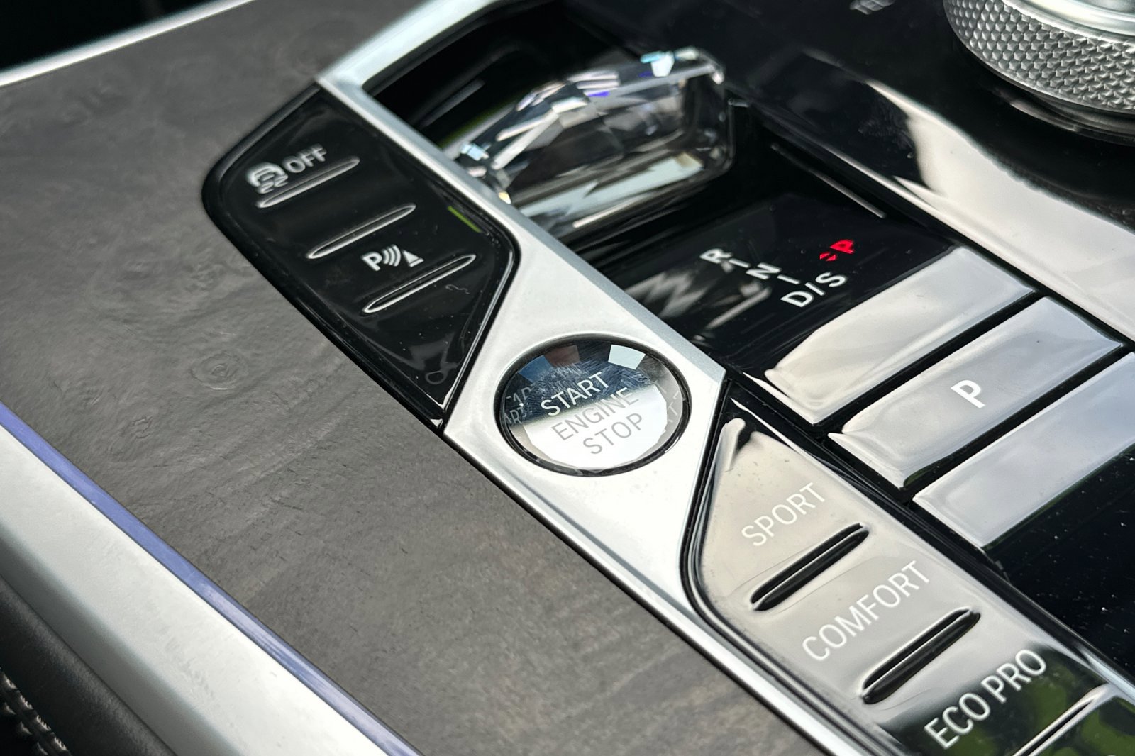 Used 2023 BMW X7 M60i w/ Executive Package image 24