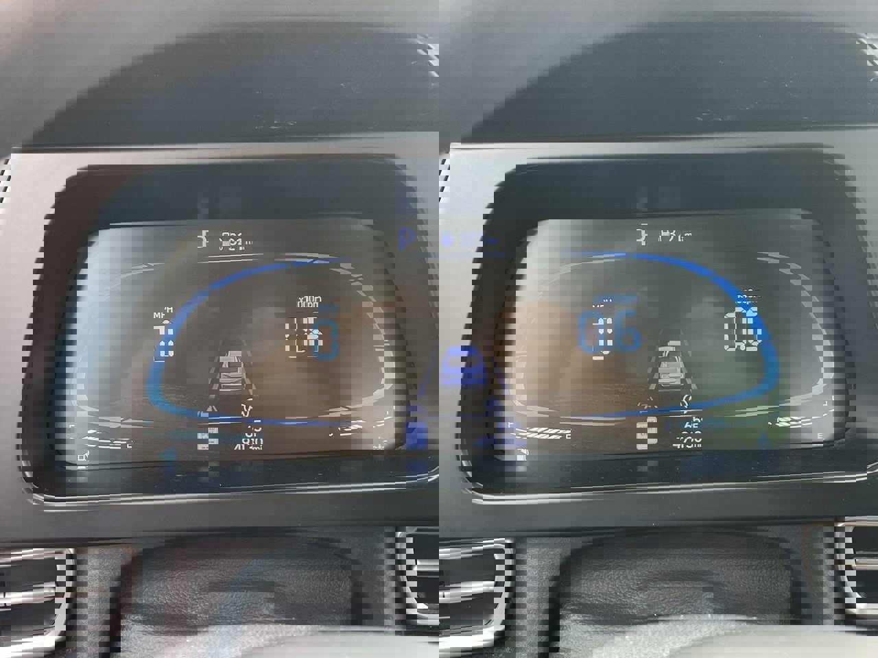 Used 2024 Hyundai Elantra SE image 8