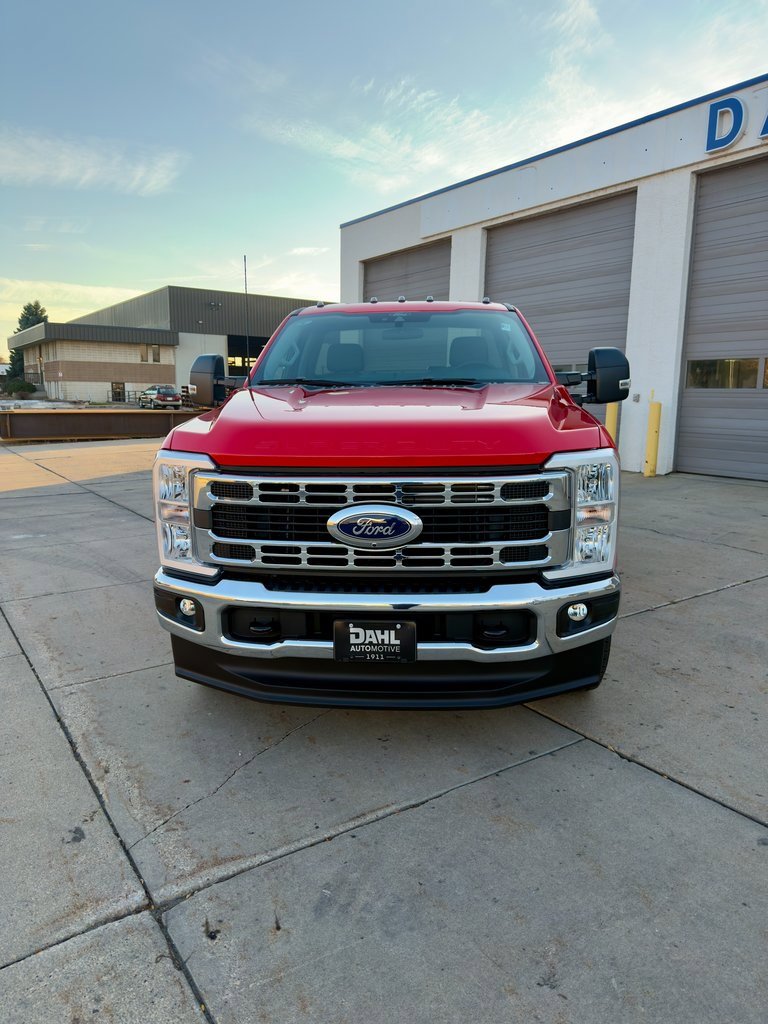 New 2026 Ford F350 XLT w/ 360-Degree Camera Package image 3