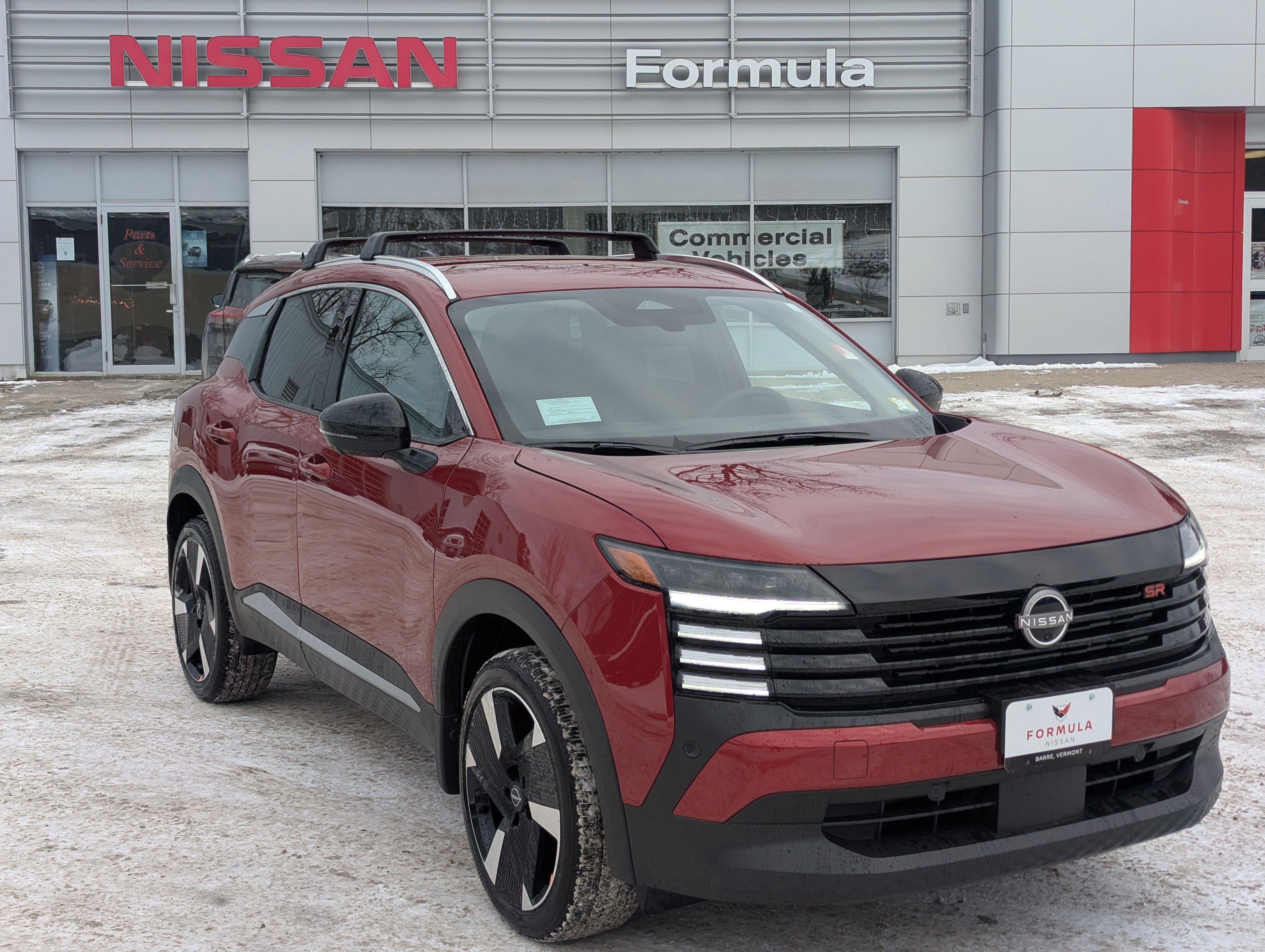 New 2026 Nissan Kicks SR w/ Cold Weather Package