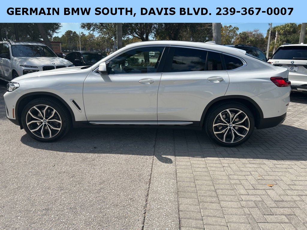 Certified 2023 BMW X4 xDrive30i w/ Premium Package image 2