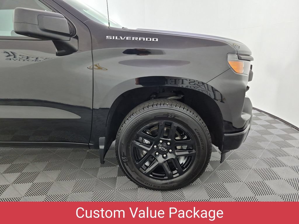 Certified 2022 Chevrolet Silverado 1500 Custom AWD/4WD image 11